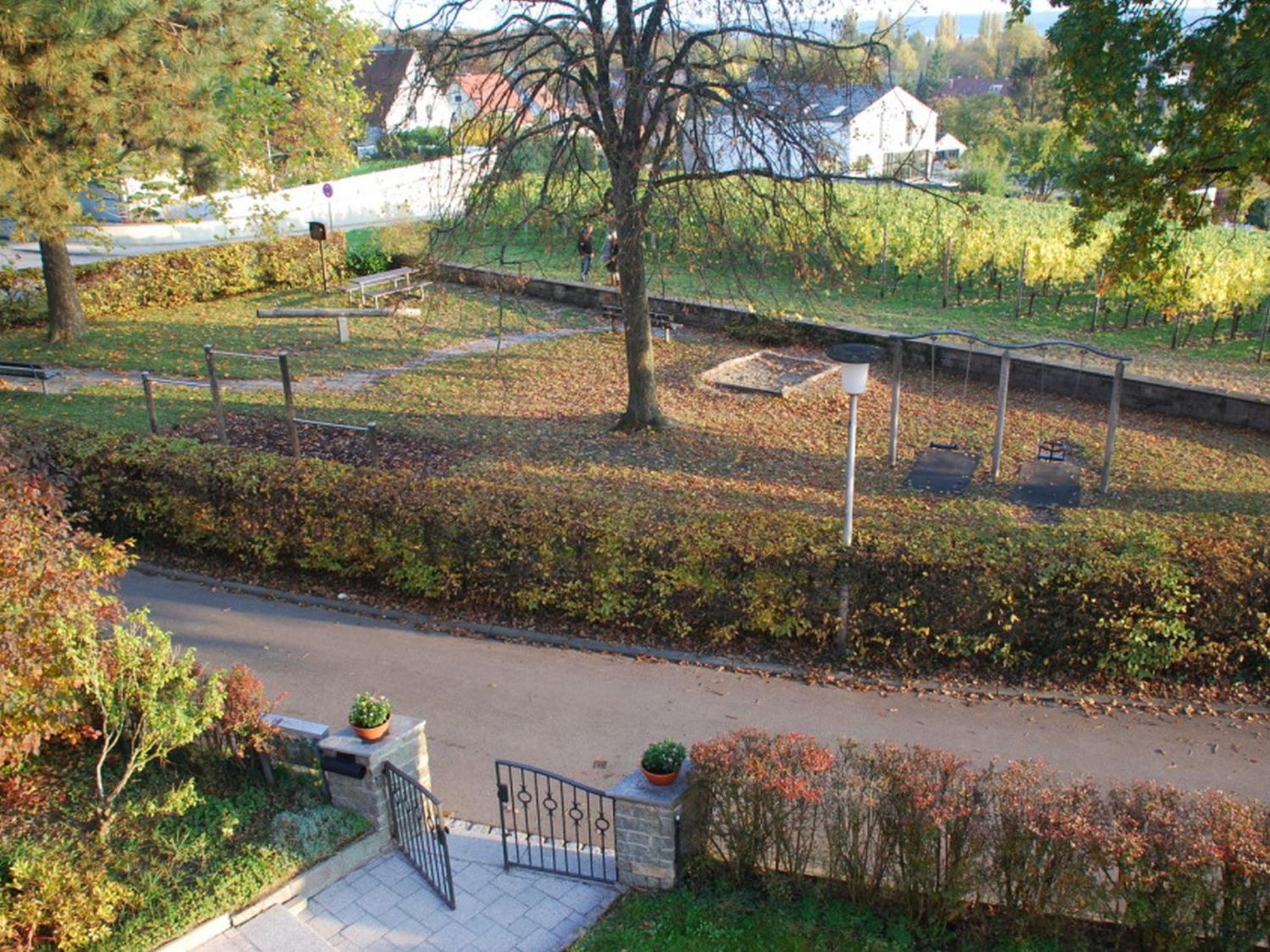 Rotes Haus Ueber Den Weinbergen Apartment Constanţa Exterior foto
